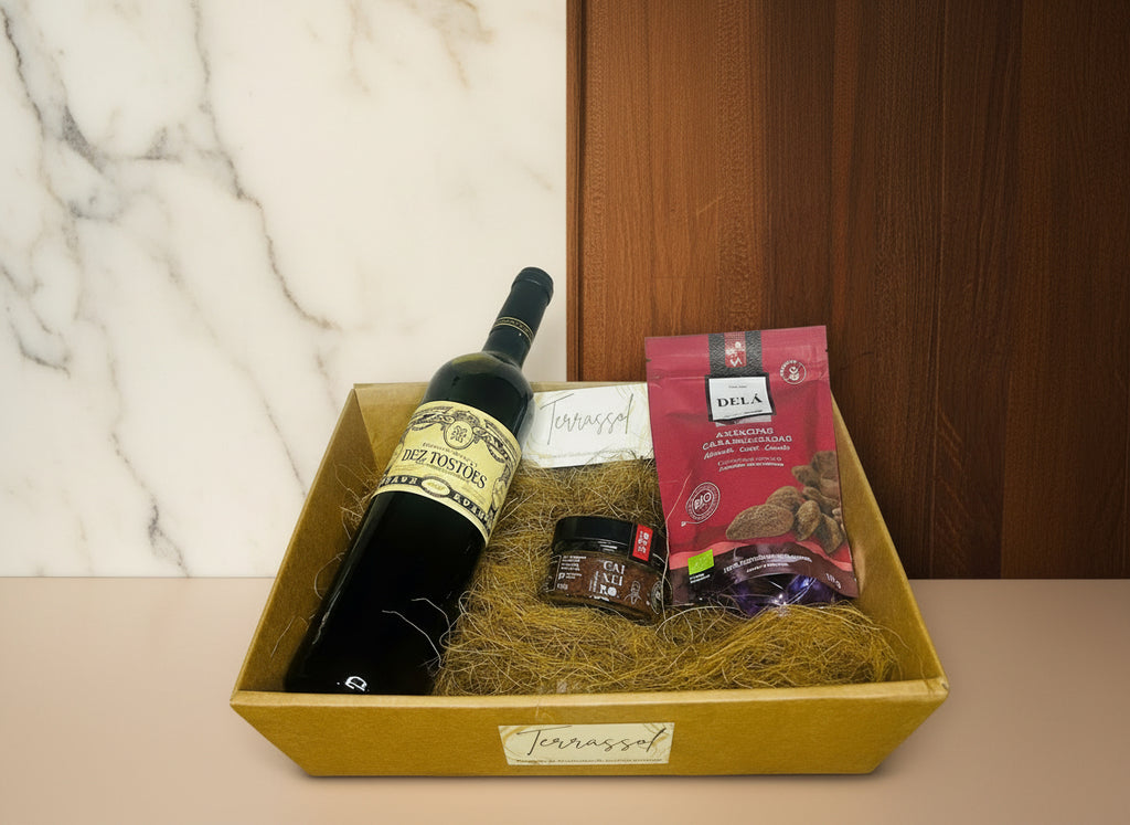 Coffret Cadeau Essentiels Terrassol – Vin portugais Herdade da Maroteira, tapenade & amandes